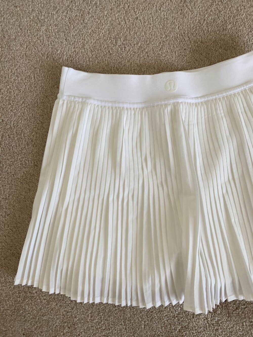 Lululemon Varsity RePleat High-Rise Pleated Skirt - Picture 4 of 4